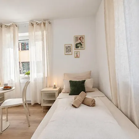 Olive Mit Garten-lounge Appartement Schweinfurt